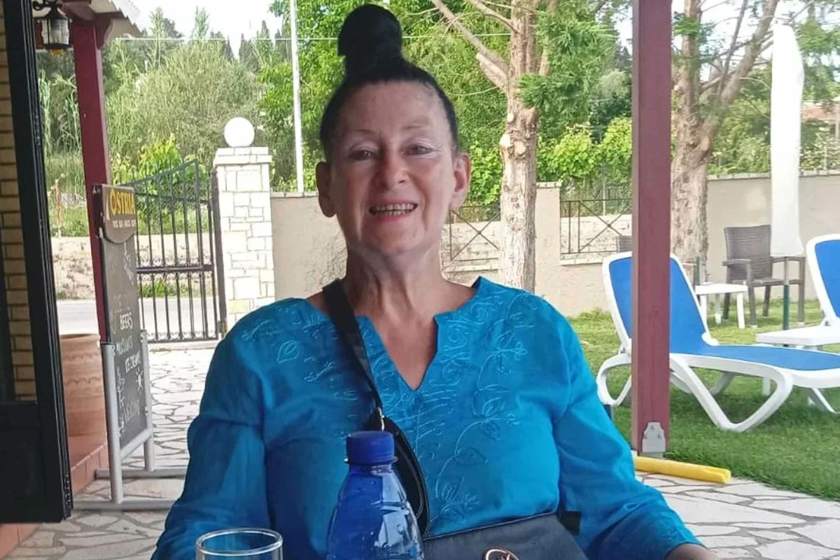 Grandma of Eight Mistook Back Pain for Fatigue—A Flesh-Eating Infection Took Her Life