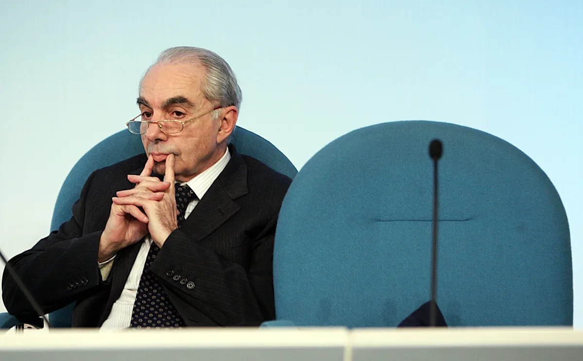 "Ex-Italian Premier Demands Truth from Paris: French Missile Blamed for 1980 Passenger Jet Downfall"