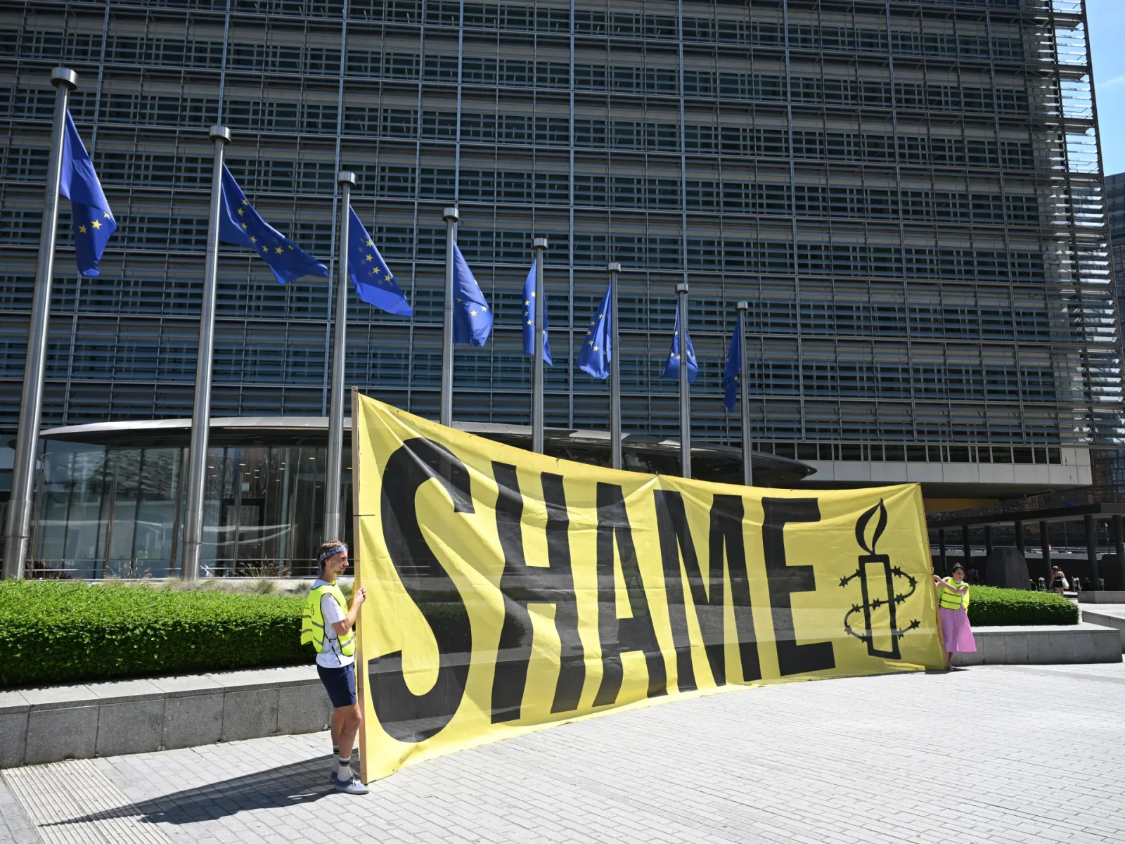 EU hosts Taliban for first talks on deportations, drawing rights concerns