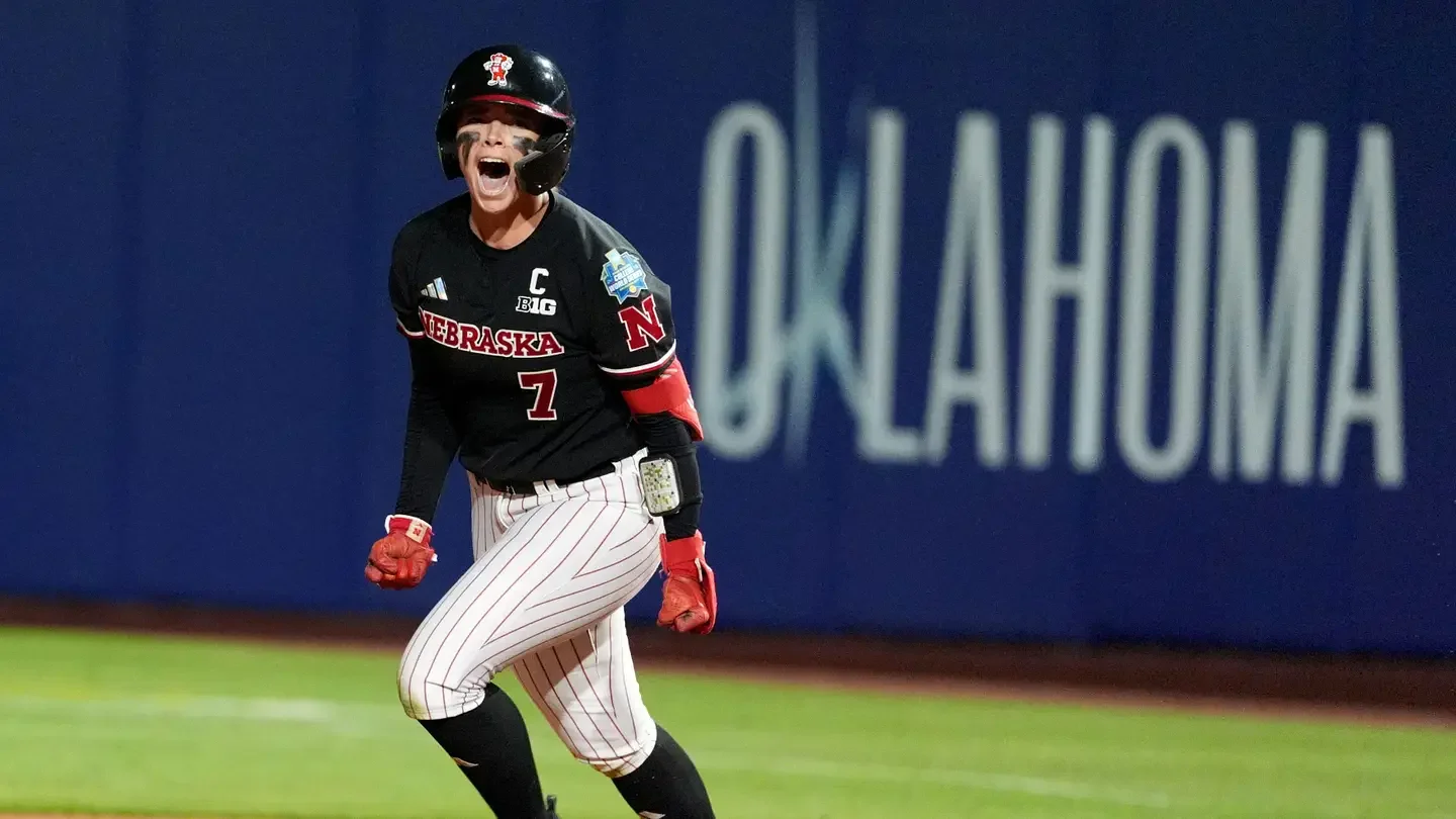 Kuszak Delivers Walk-Off to Lift Nebraska in WCWS Thriller