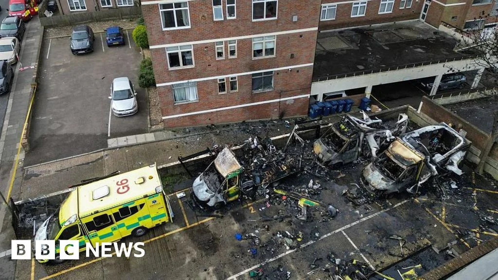 Iran-linked Islamist group claims north London arson attacks as police investigate