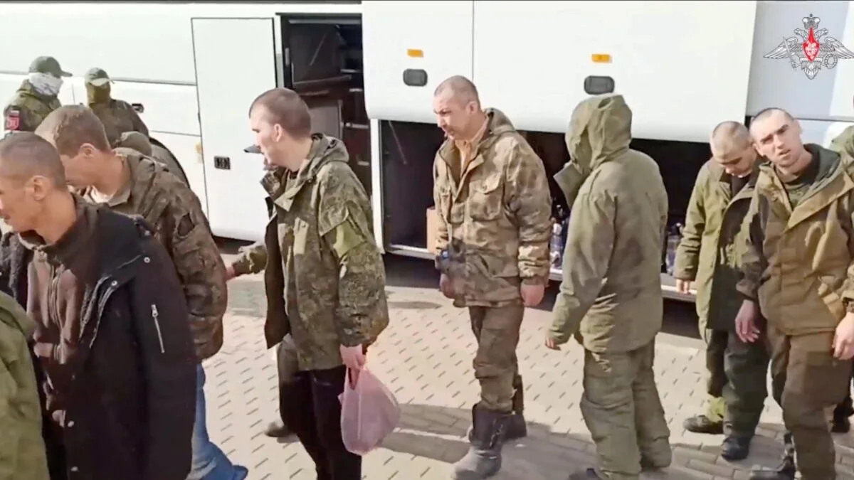 Over 200 Prisoners of War Exchanged Between Russia and Ukraine