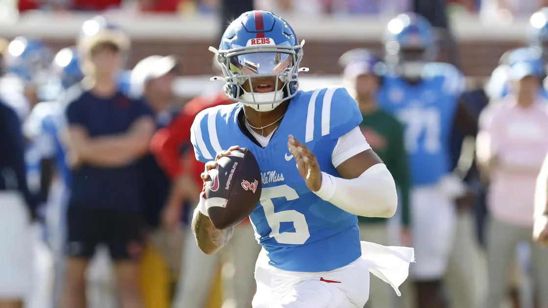 Jeremiah Smith Leads Early 2026 Heisman Odds in QB-Heavy Field