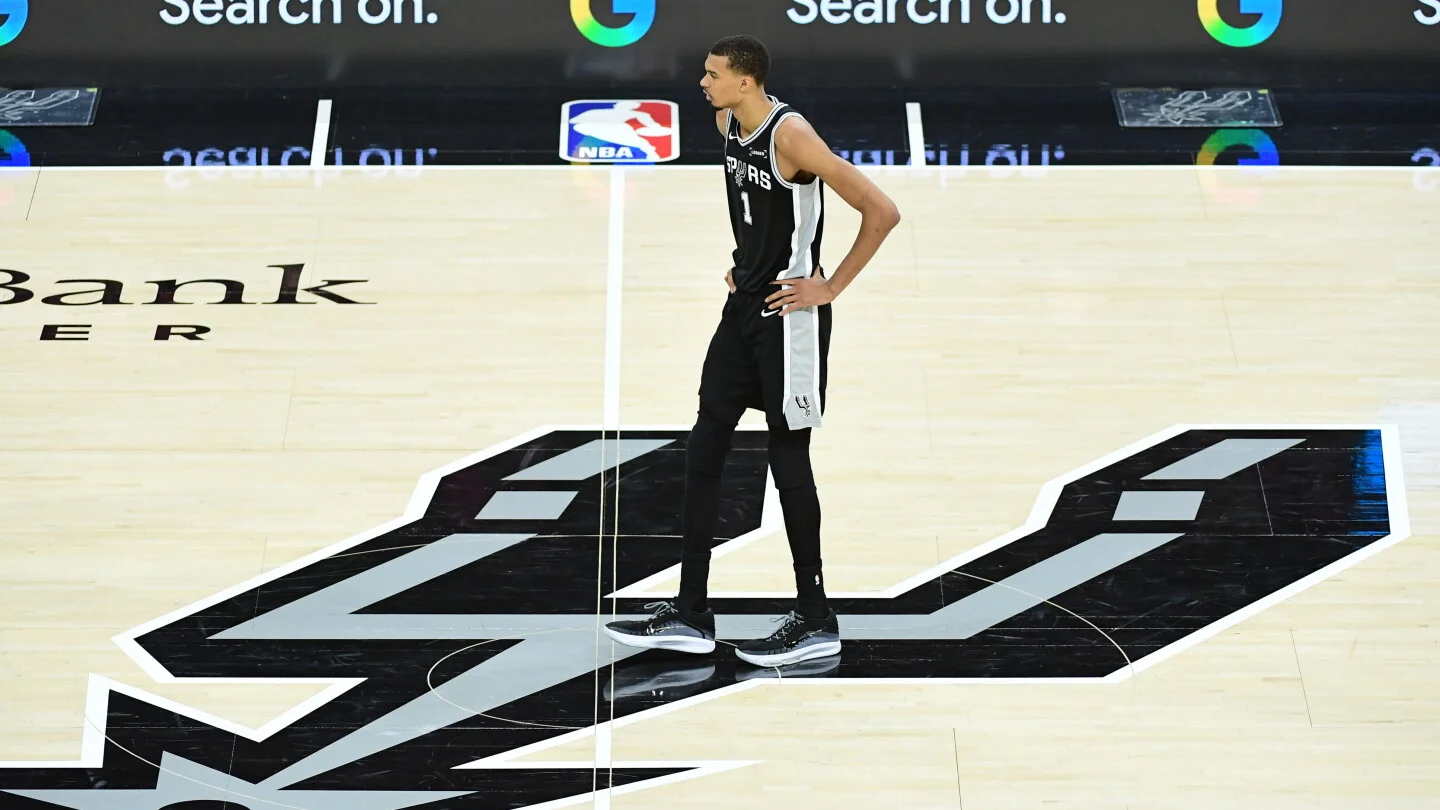 SGA's playmaking keeps OKC in control as Spurs loom in Game 4