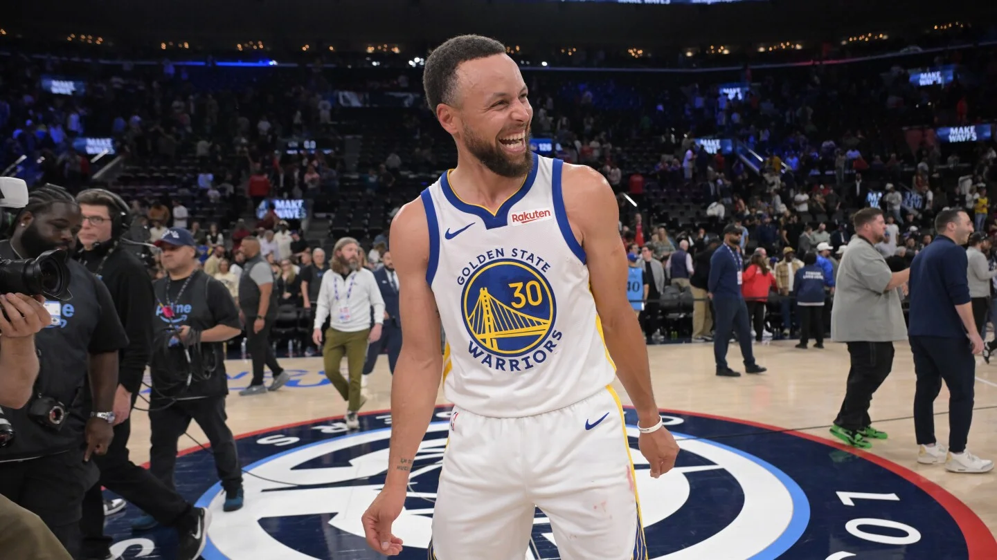 Curry's late surge powers Warriors past Clippers in play-in thriller