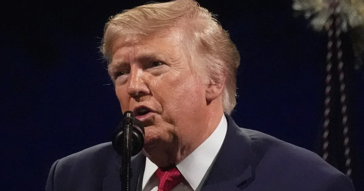 Trump Posts Graffiti-Filled, Falsified Obama Image On Air Force One