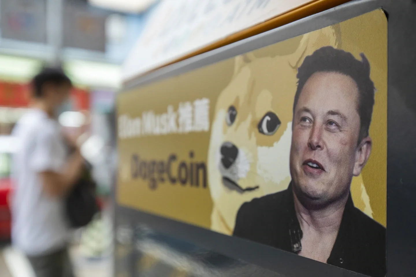 Elon Musk's Twitter Logo Change Boosts Dogecoin and Bitcoin Fluctuates.