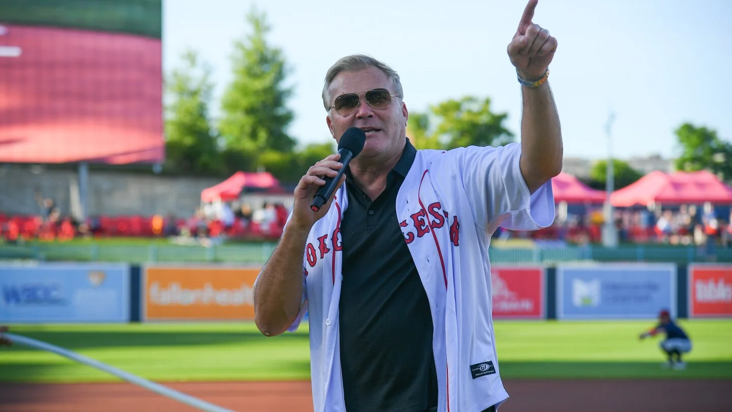 Zolak stays mum on Vrabel-Russini situation to protect Patriots
