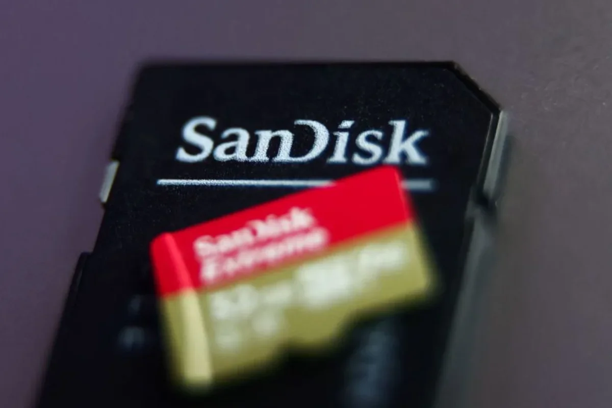 Tech Stocks Rally as S&P 100 Adds SNDK, DELL and PANW