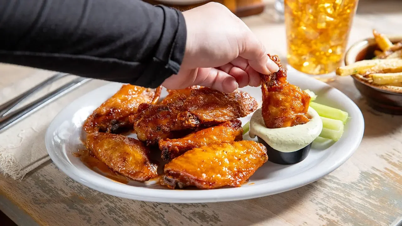 A Cross-Country Wing Tour: Five Must-Try Spots