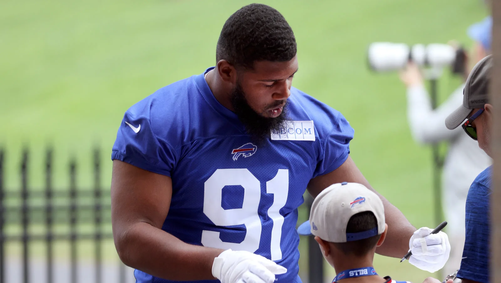 Bills DT Ed Oliver mourns loss of his son; team vows support