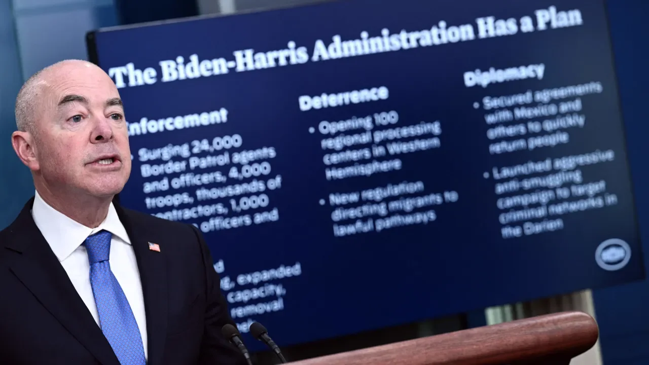 Title 42 expiration leads to record apprehensions and renewed warnings for migrants at the US border.