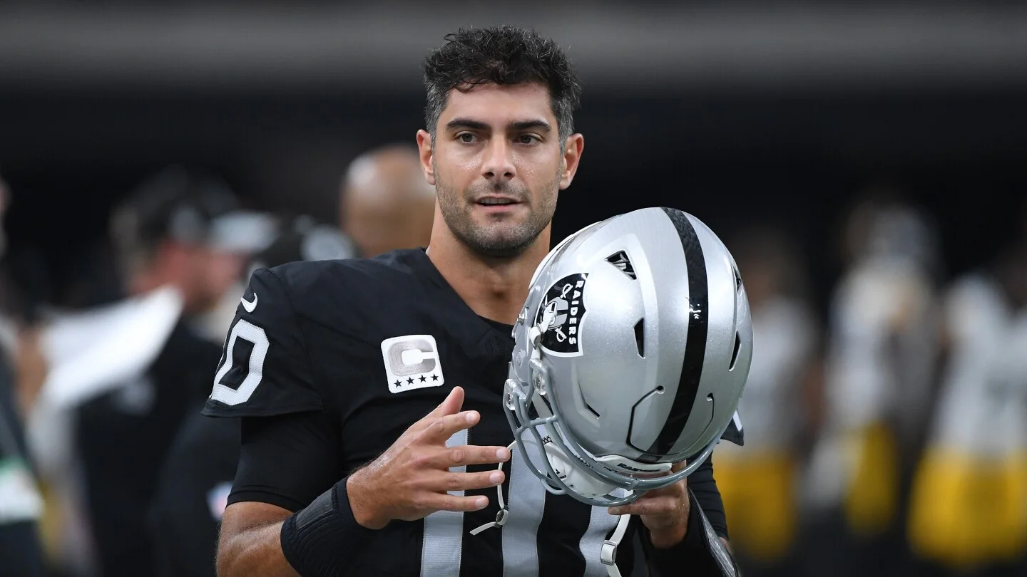 "Garoppolo Takes Over as Raiders' Second Half Quarterback"
