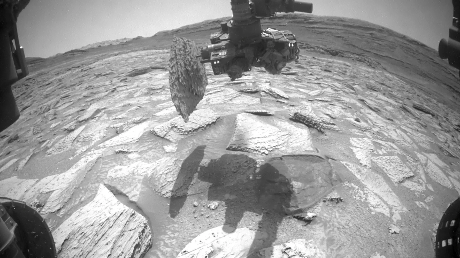 Curiosity Drill Sticks, Arctic Fjord Yields Deep-Sea Insight, Artemis II Photo Gallery Drops
