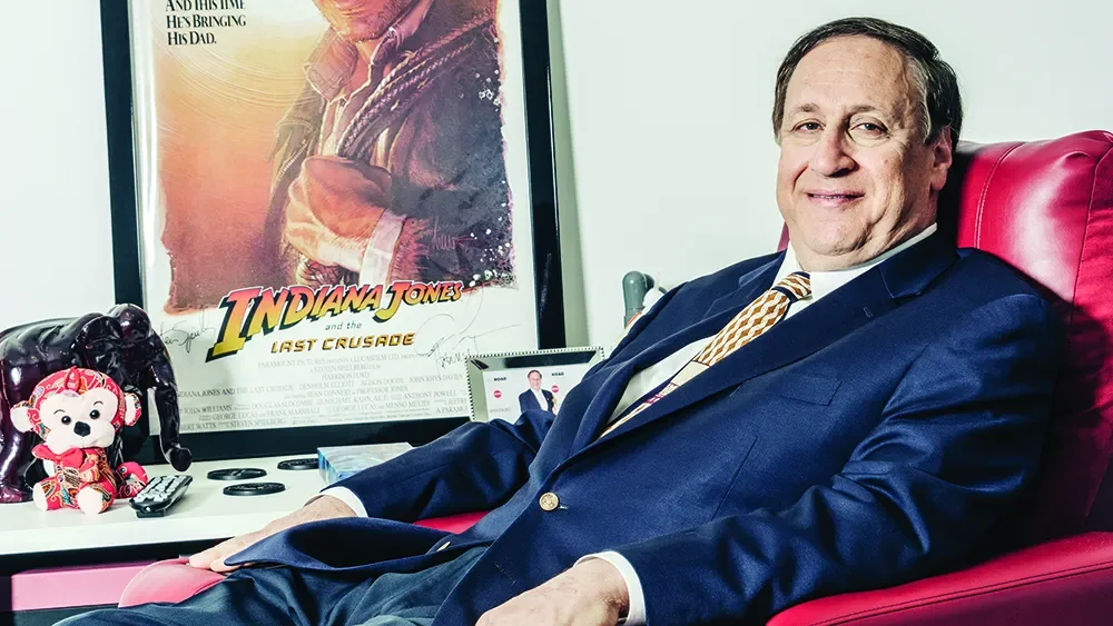 AMC Chief Backs Paramount-Warner Bros Deal, Sees Stronger Theatrical Era