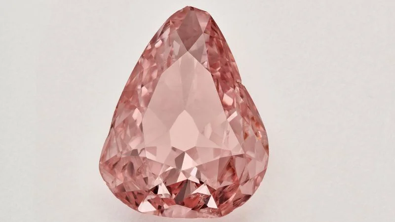 Chambermaid’s bite uncovers 1926 Chantilly pink diamond theft