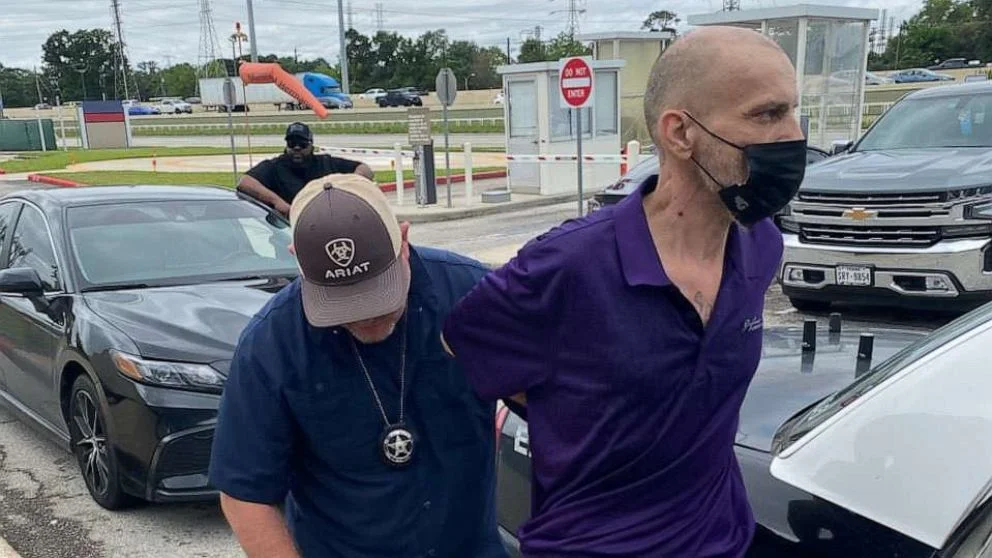 Mississippi jailbreak: One detainee captured in Texas, two still at large.