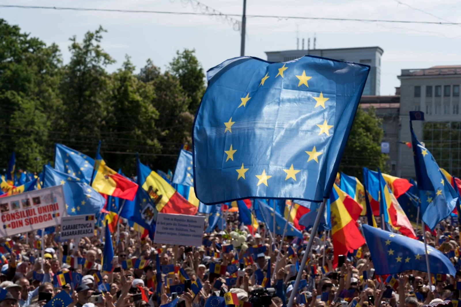The Challenges of Europe's Rearmament Against Russia.