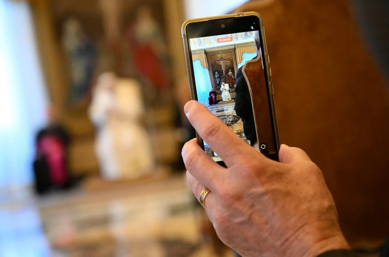Pope Urges Faith-Guided AI Literacy to Restore Trust in Technology