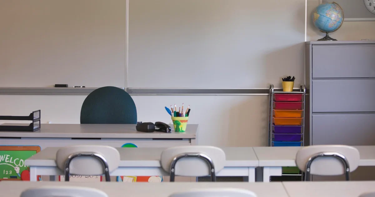 "Officials Investigate Illness Outbreak at Detroit School Following Student Death"