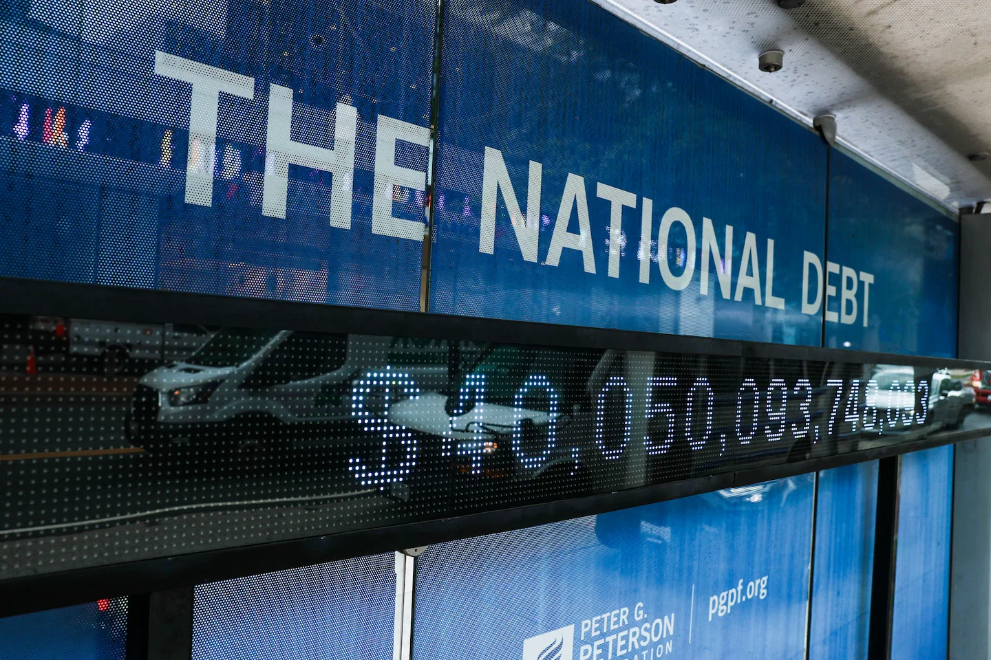 Debt crosses $40 trillion as Washington faces hard fiscal choices