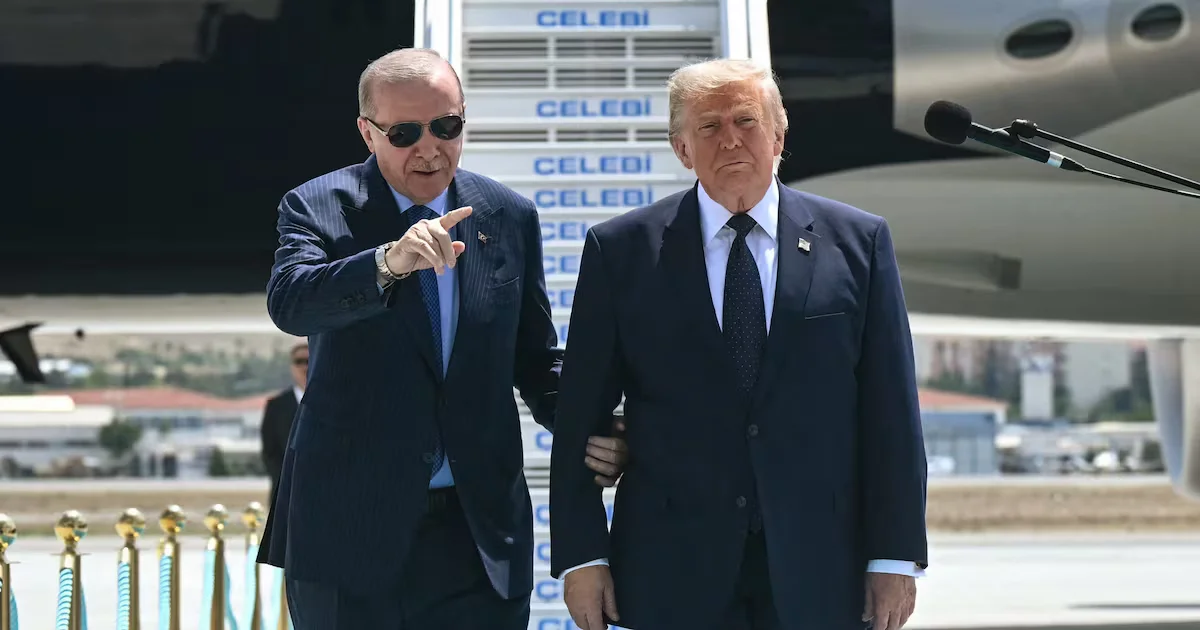 Erdoğan Guides Trump at NATO Arrival as Health Questions Loom