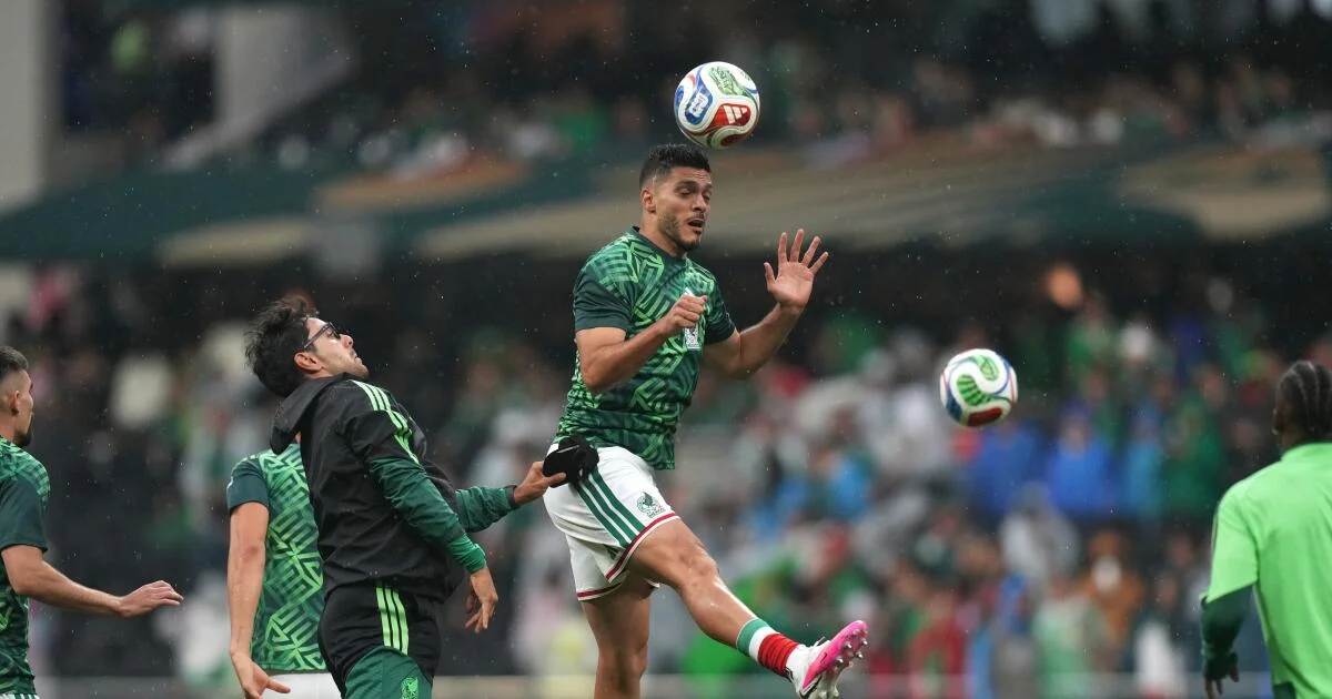 Azteca Clash Delayed: Mexico vs England in World Cup Knockout
