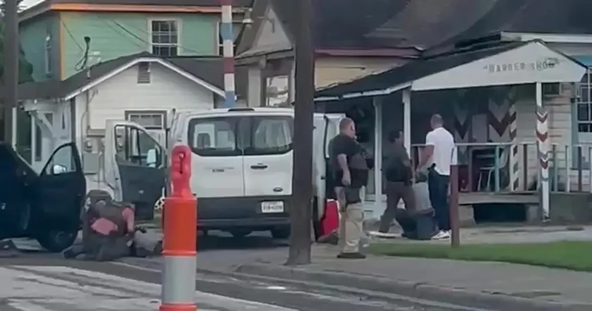 FBI Probes ICE Fatal Shooting During Houston Vehicle Stop