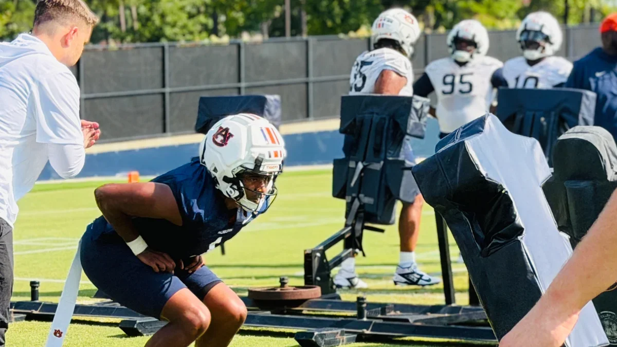 Auburn opens Golesh era with first fall camp offensive notes