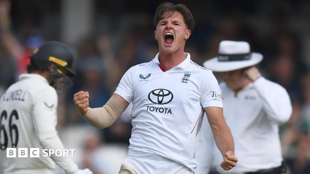 England cope with Stokes absence as Oval day one sparks with debut energy