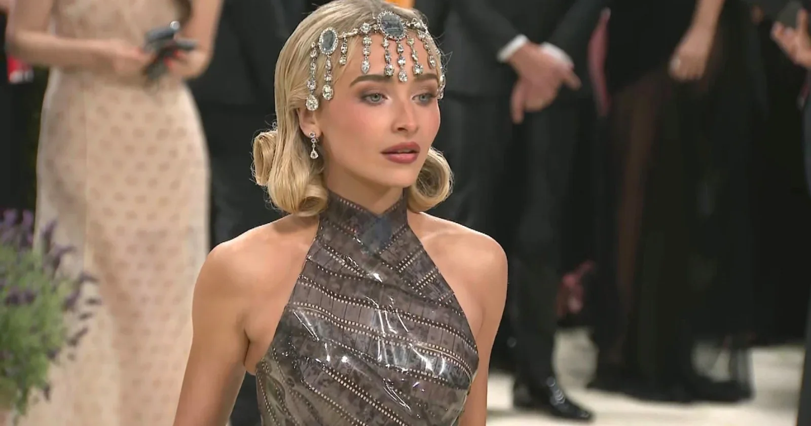 Sabrina Carpenter Makes a Cinematic Entrance in a Film-Strip Dior Gown at the Met Gala