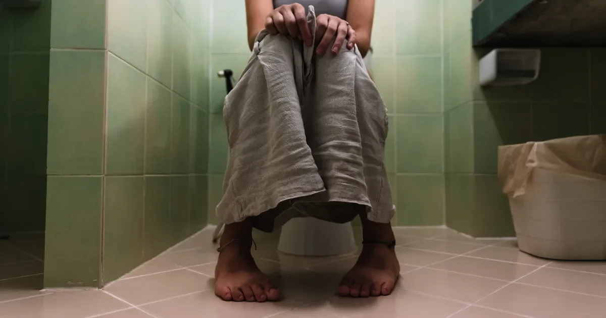 Bowel Leakage: A Possible Clue to Colorectal Cancer, Doctors Say