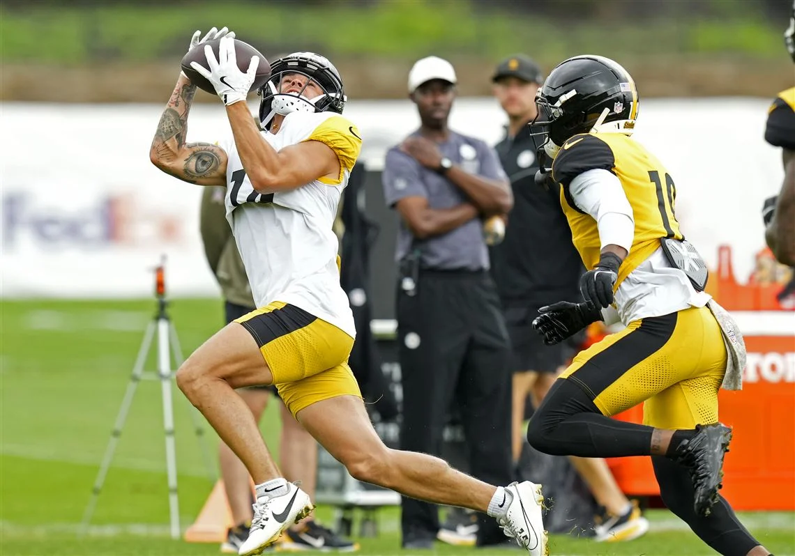 Steelers camp notes: miscues mount as Roberts stirs the practice