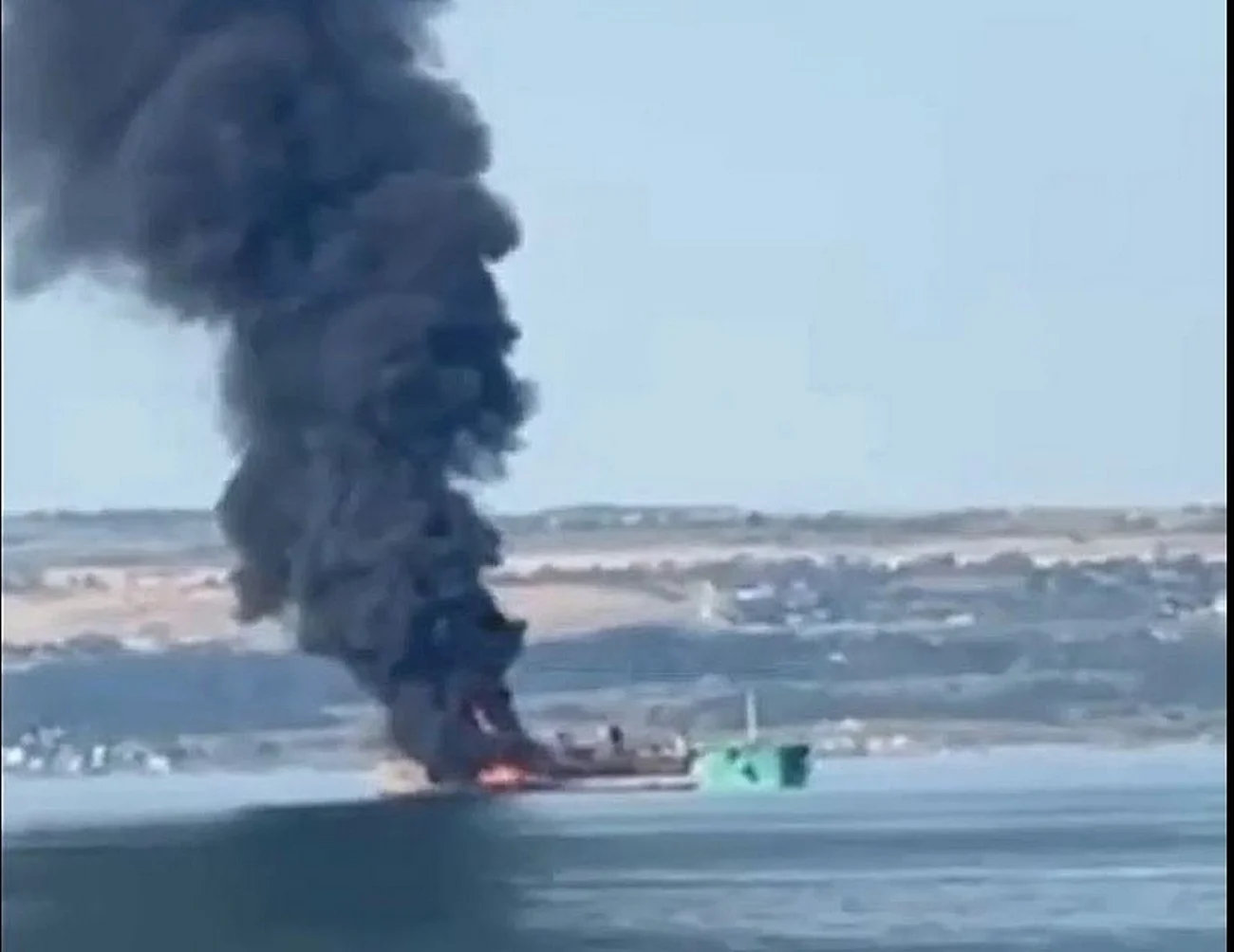 Russia closes Don-Azov route and Kerch Strait after Ukrainian tanker strikes