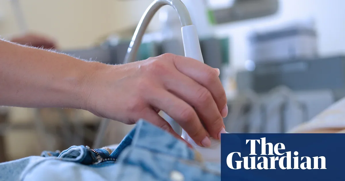 Prenatal PFAS Exposure Linked to PMOS Risk in Daughters