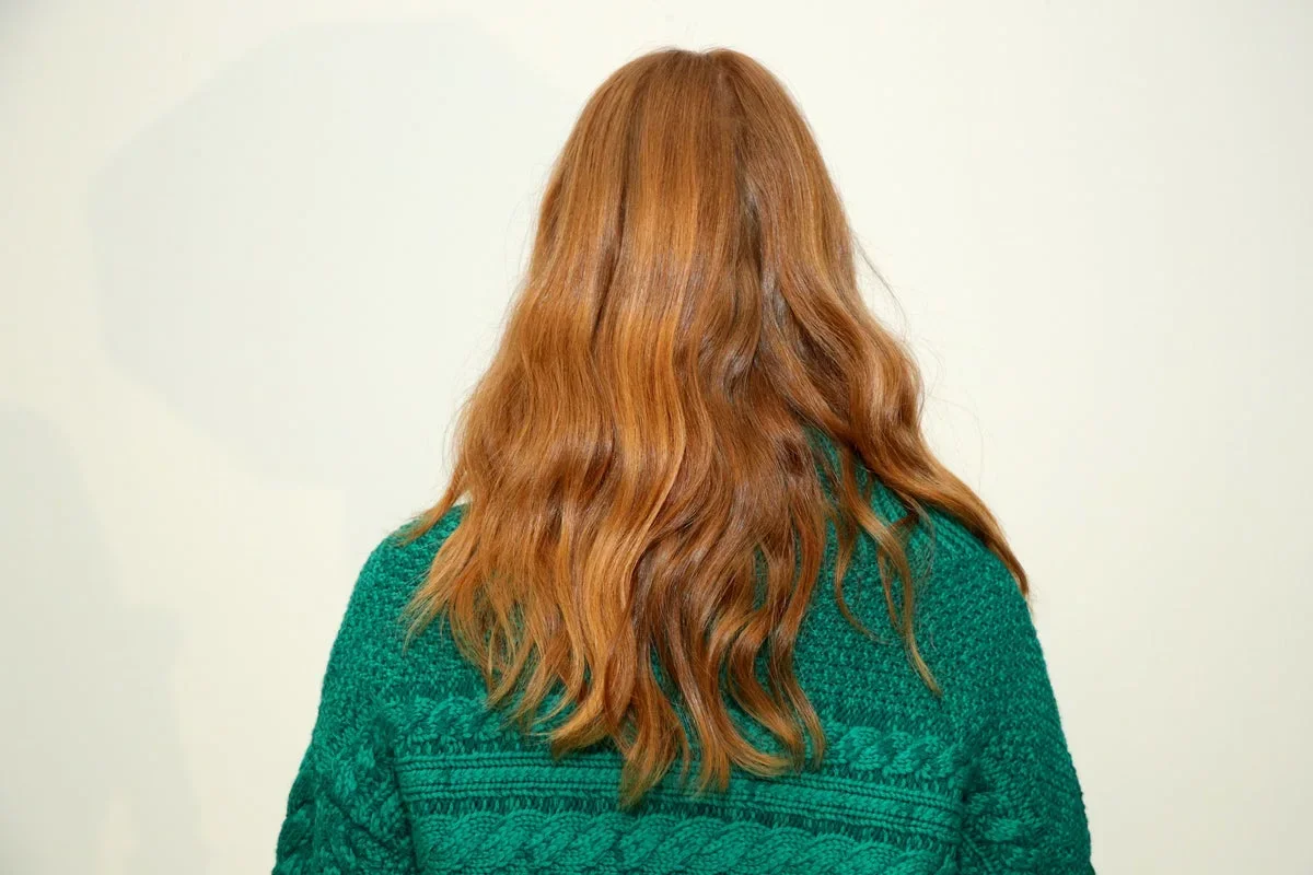 Orange-hued hair may shield cells by balancing cysteine, study finds