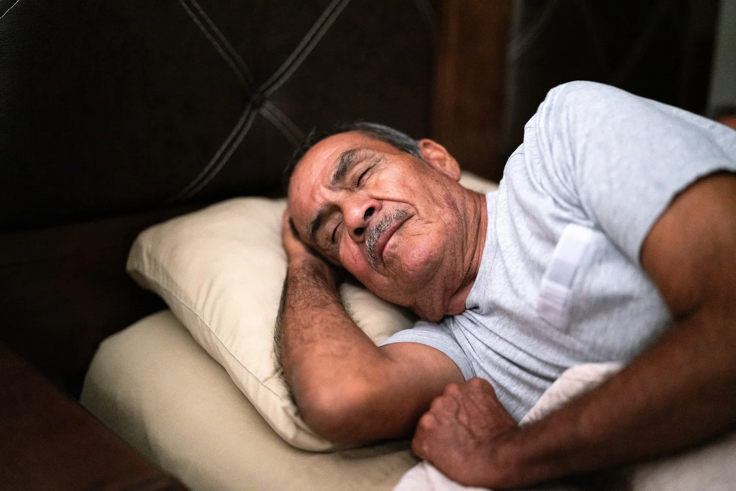 Sleep sweet spot linked to healthier aging, study shows
