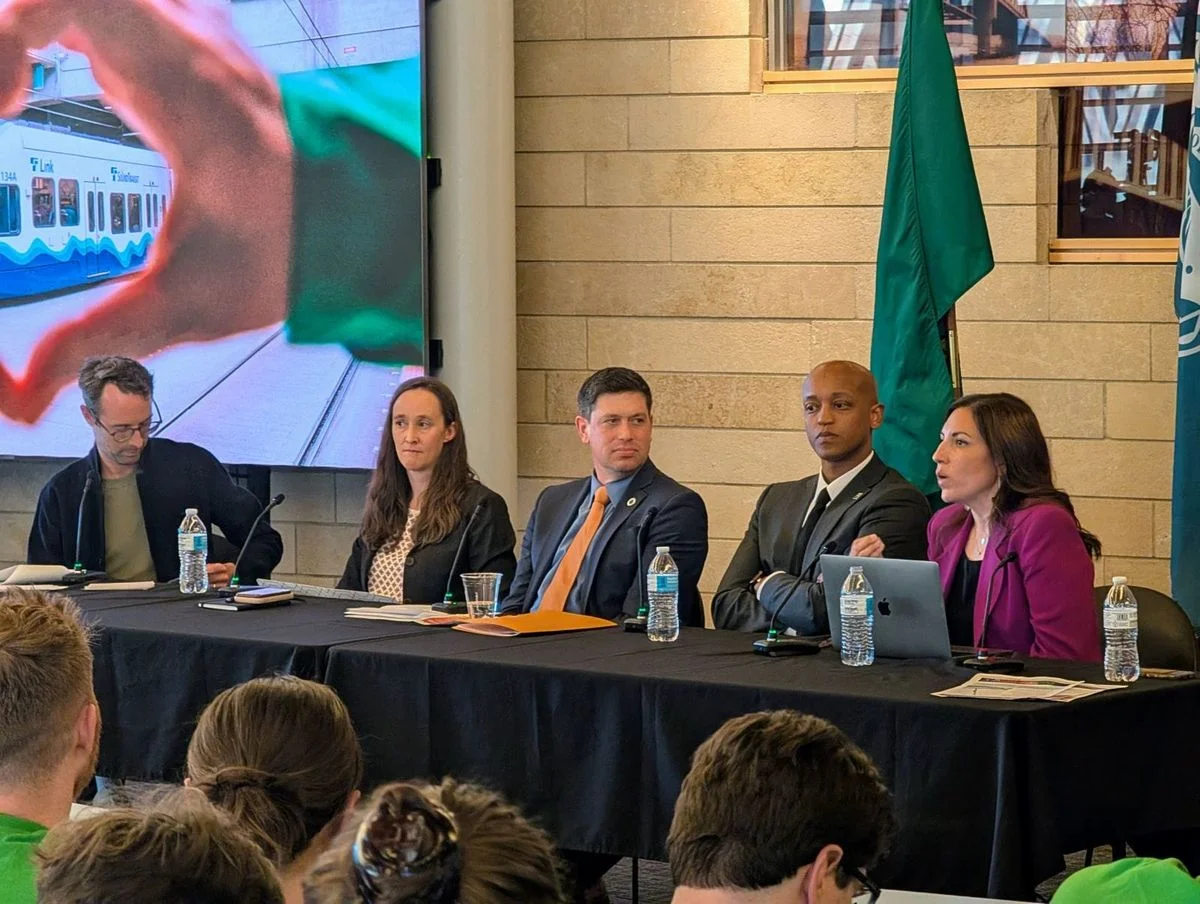 Seattle Urges Speed in Light Rail Expansion, Rejects Indefinite Deferrals