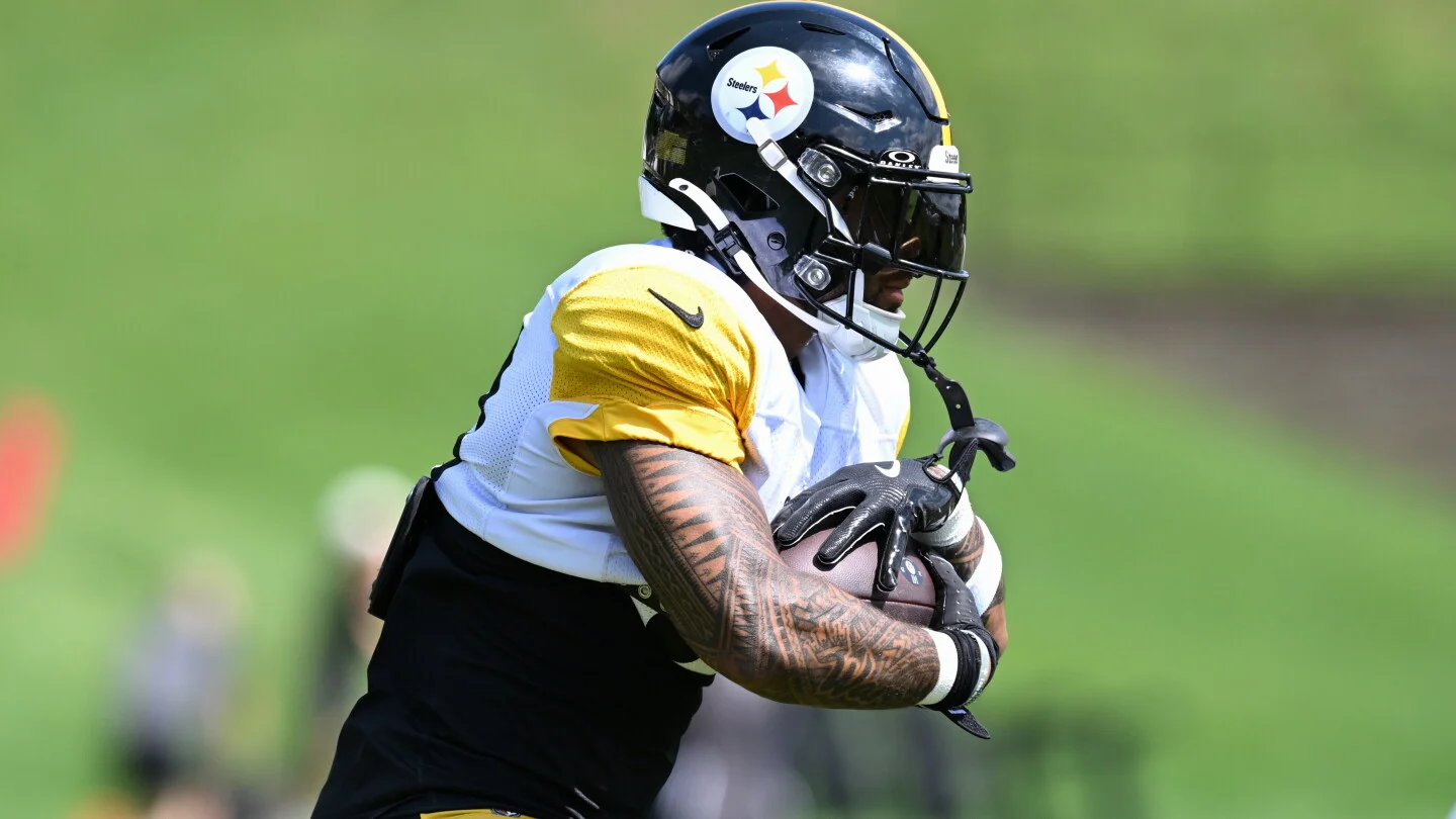 Steelers' first padded practice under new regime was unusually tame