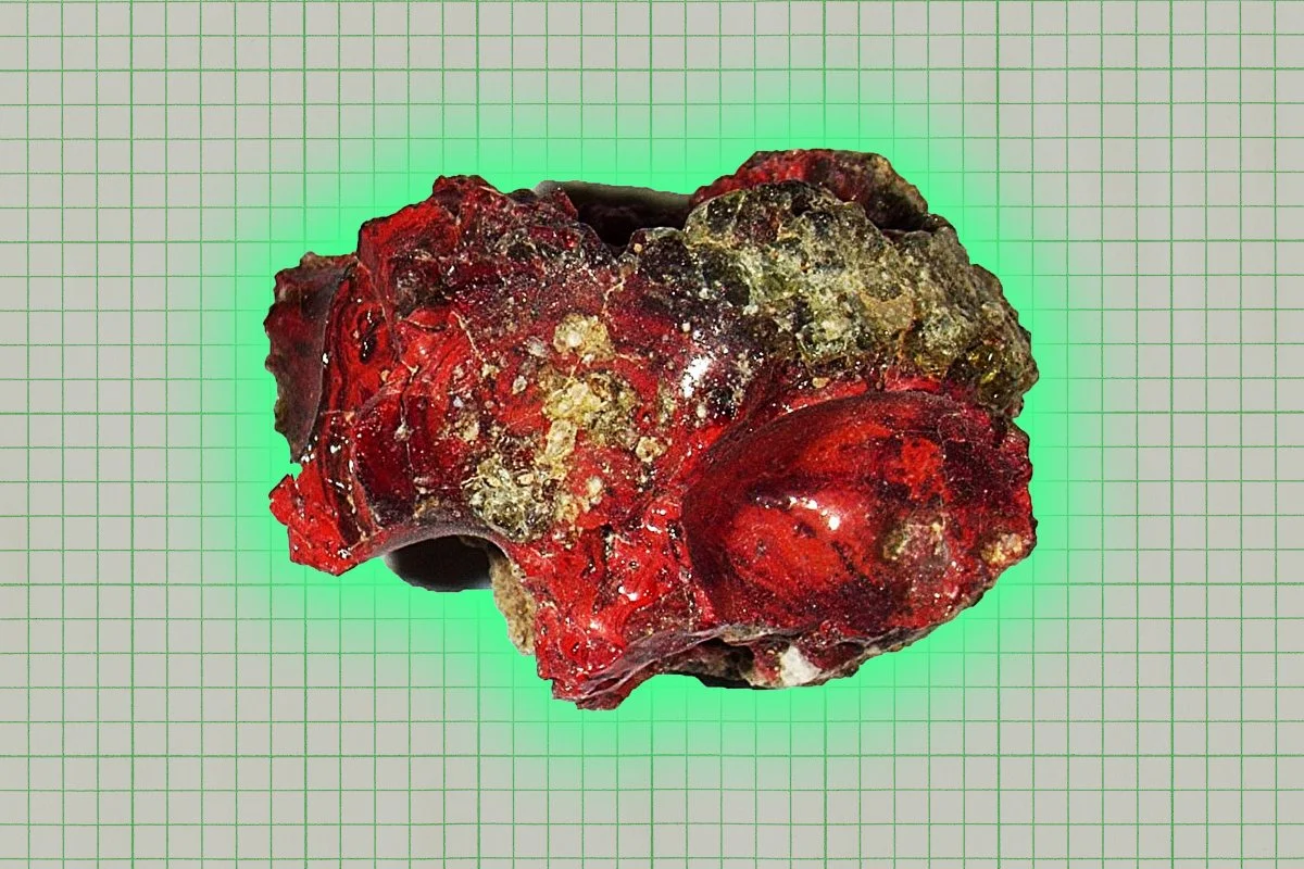 Researchers Discover Unprecedented Clathrate Inside Trinity Test Crystal