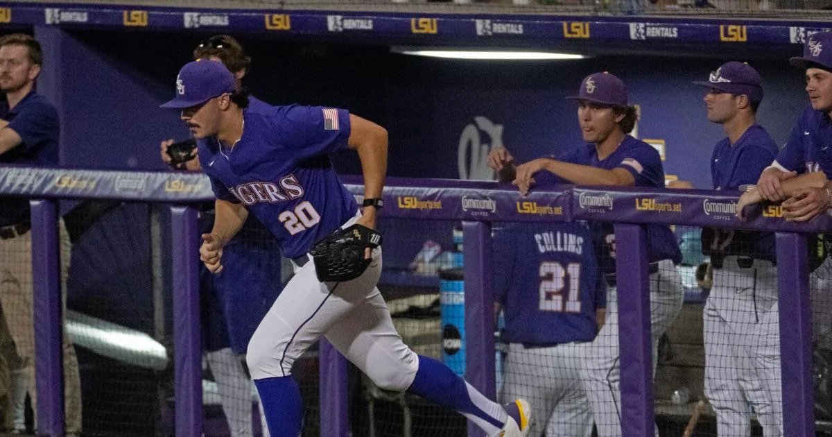 LSU Baseball Dominates in Super Regional Game Against Kentucky.