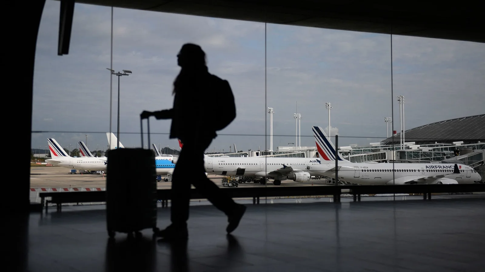 U.S.-Europe Flights Increase, But Fares Remain High.