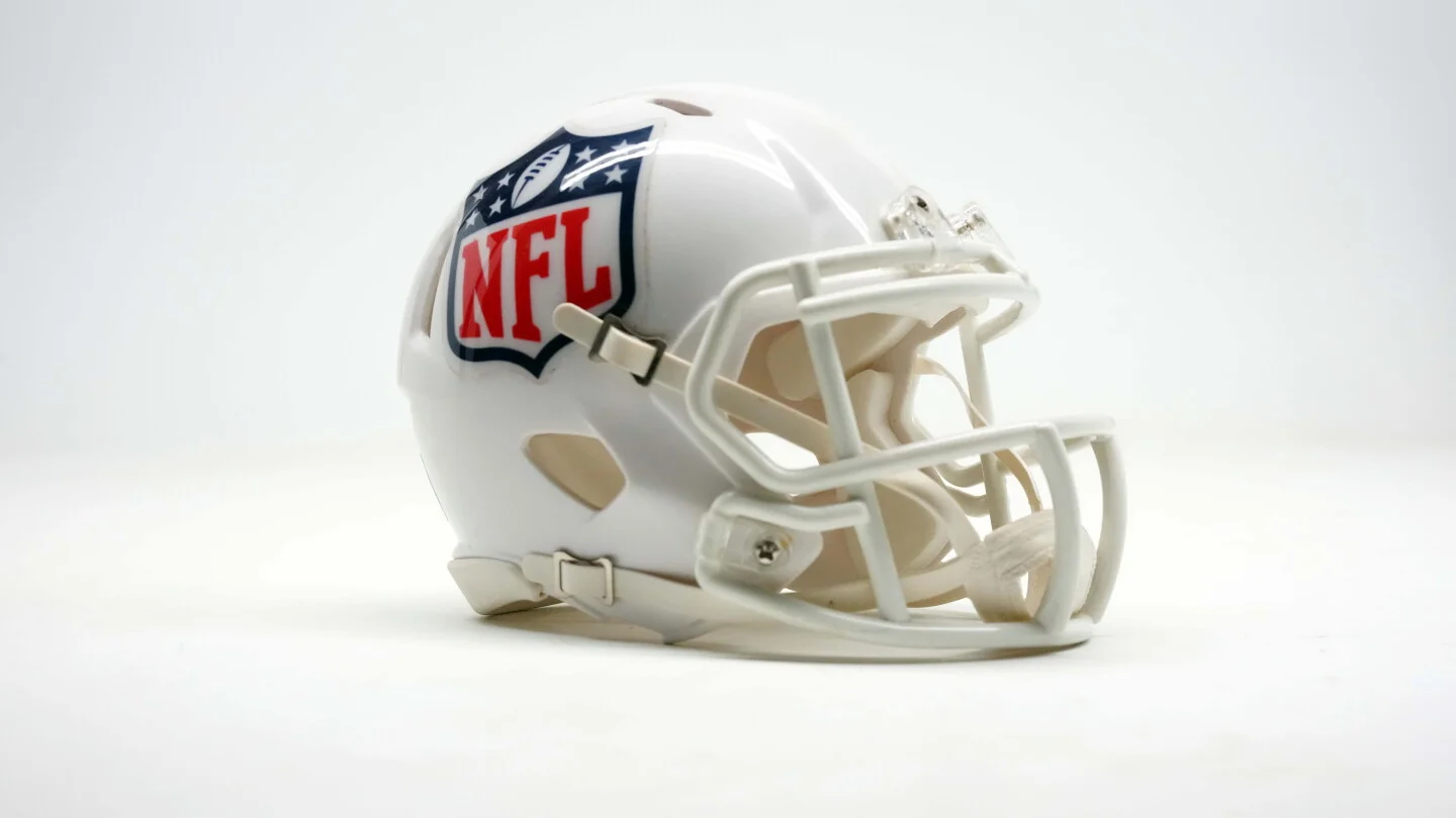 Quadruple Risk: Study Links NFL Careers to Higher Neurodegenerative Deaths
