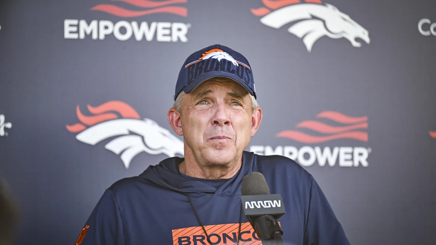 Payton inks five-year extension with Broncos, pledges to coach as long as he enjoys it