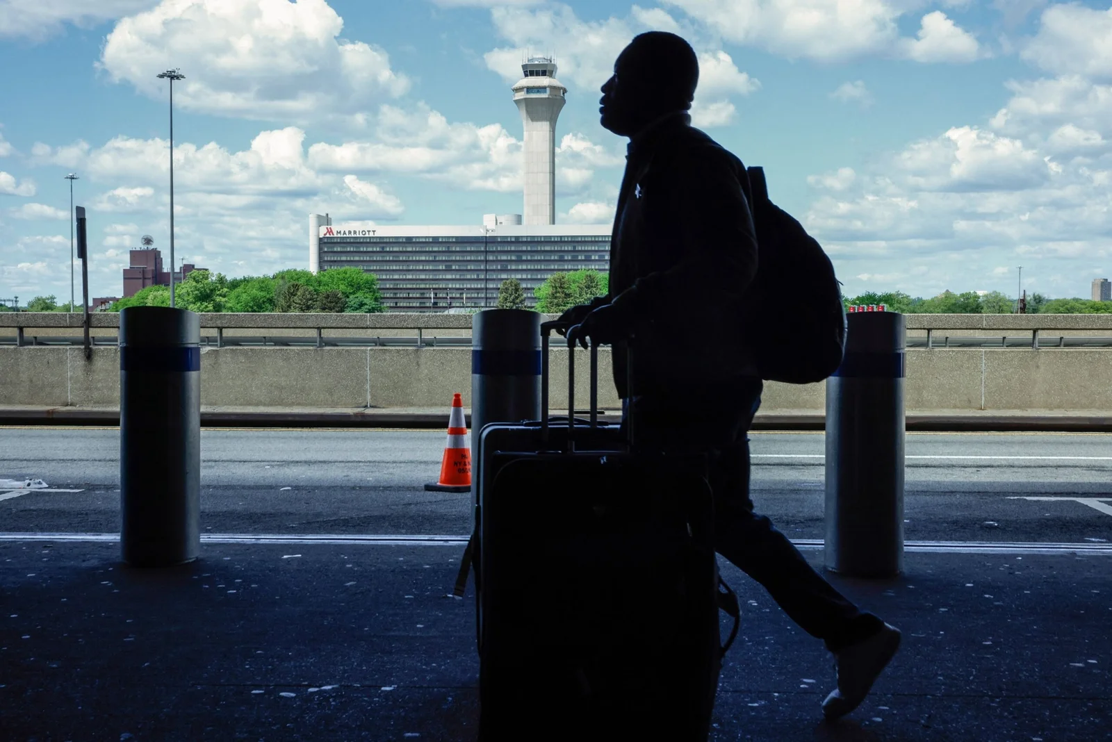 FAA Staffing Shortages and Delays Worsen Amid Ongoing Government Shutdown