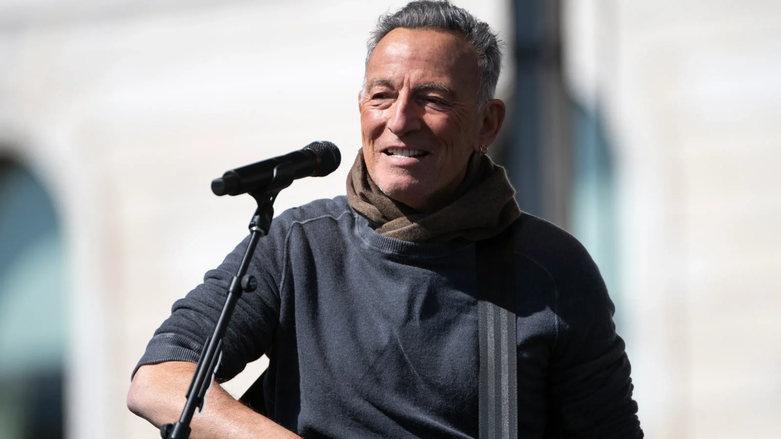 Springsteen: I'm a concerned citizen, not a candidate, at Tribeca