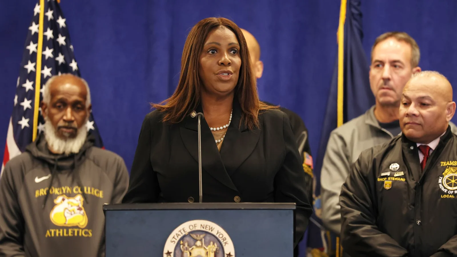 New York Targets Kalshi's Prediction Market as Illegal Gambling