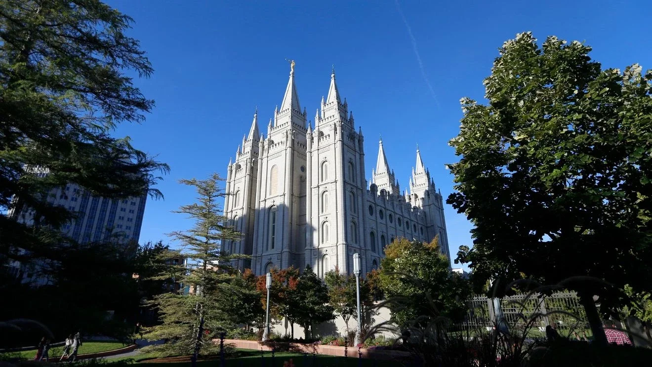 War Department omits LDS Church, igniting online debate over Christian list