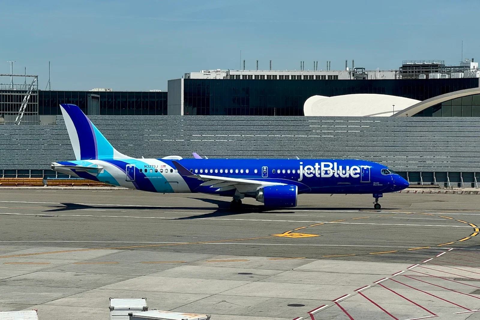 JetBlue unveils BlueFirst domestic first-class seats with 13.3-inch screens