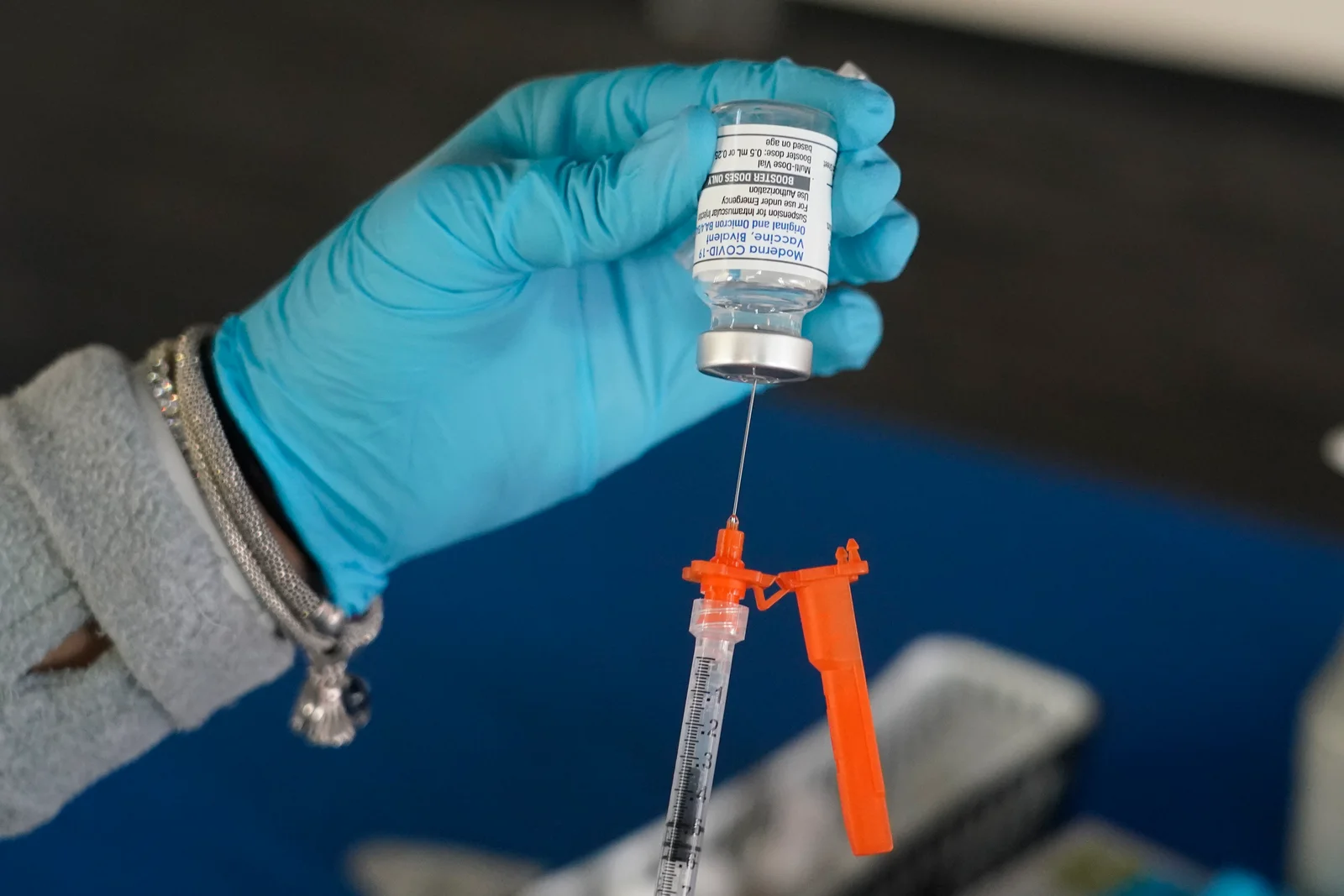 FDA recommends updated Covid booster shots for fall targeting Omicron spinoff XBB.1.5.